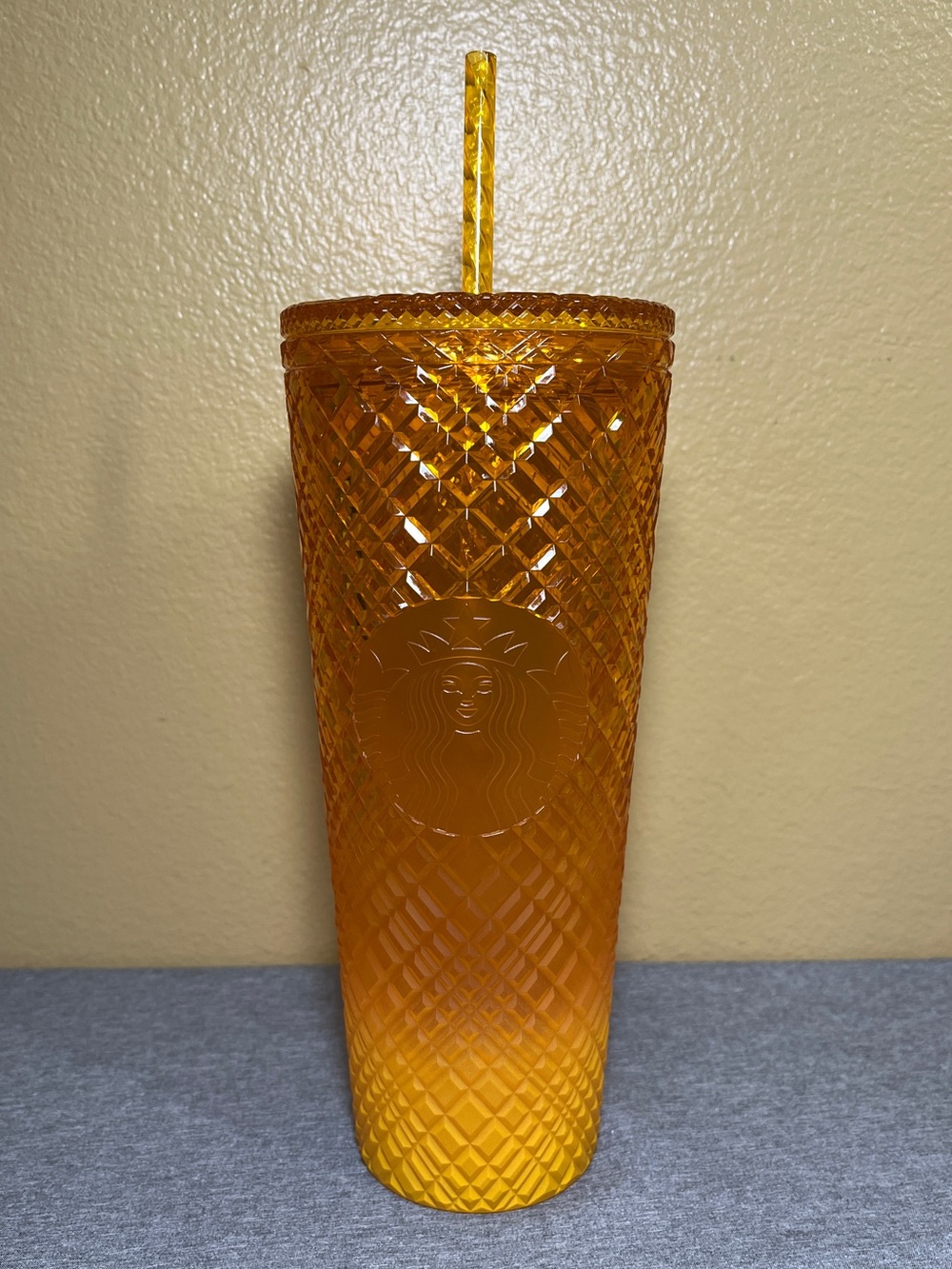 Starbucks 2022 Summer Orange Mango Ombre Jeweled Studded Grid Tumbler 24oz Venti